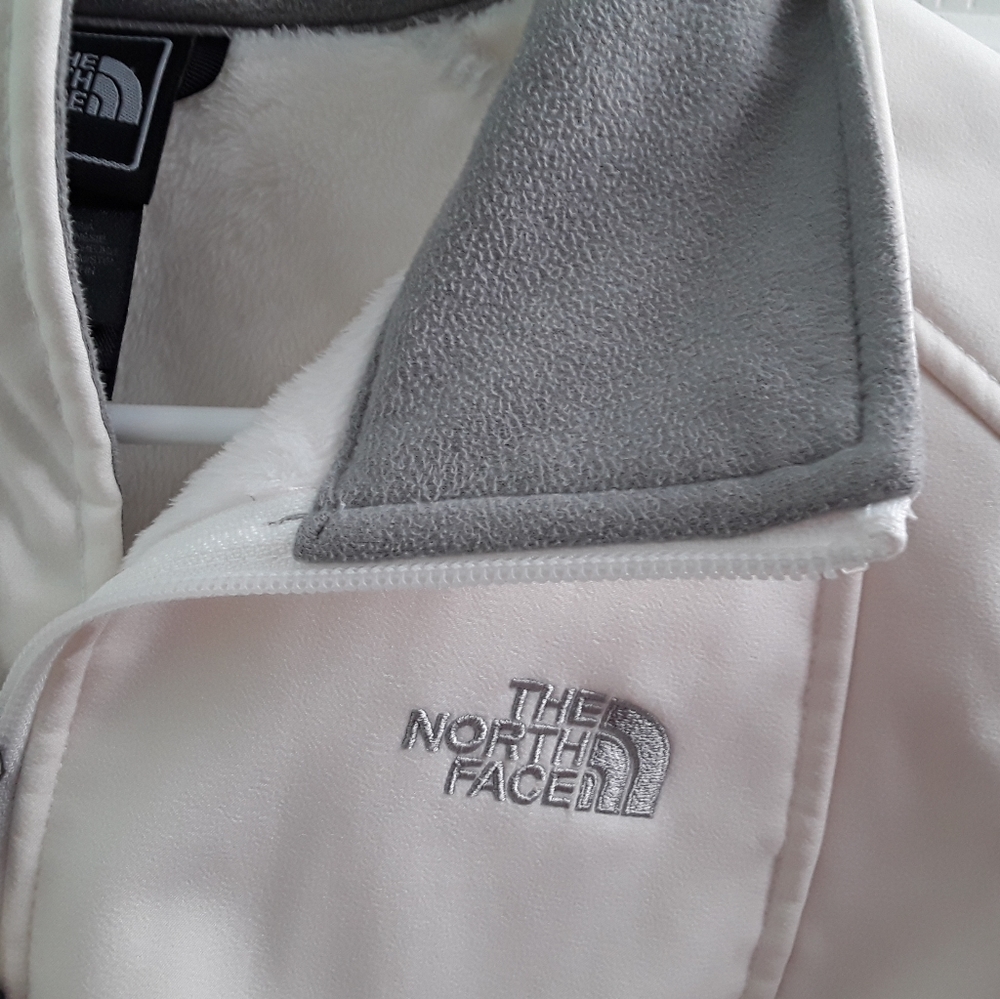 The North Face Apex Full Zip Jacket - Picture 5 of 12